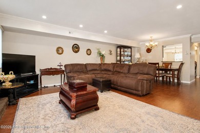 GORGEOUS BIG 18 FIT WIDE 3BD 2 BATH TOWNHOUSE CONDO IN - photo 11