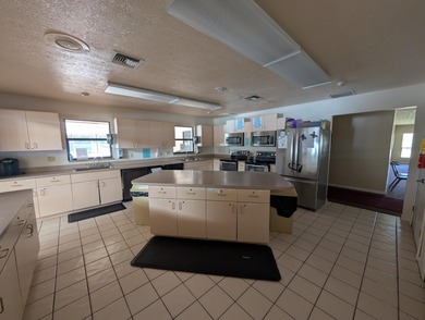 FINANCING AVAILABLE ON THIS LARGE 3/2  BEAUTIFULLY MAINTAINED