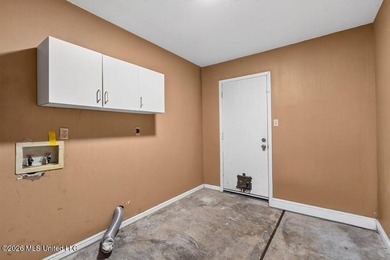 Single-story brick home located at 305 Joyce Avenue in Long - photo 24