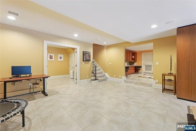Perched high atop sought-after Tammy Brook Hills, this - photo 33