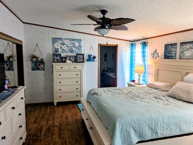 FINANCING AVAILABLE ON THIS LARGE 3/2  BEAUTIFULLY MAINTAINED