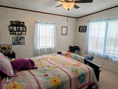 FINANCING AVAILABLE ON THIS LARGE 3/2  BEAUTIFULLY MAINTAINED