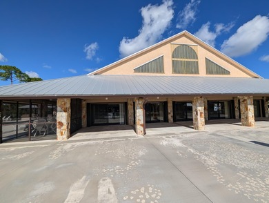 FINANCING AVAILABLE ON THIS LARGE 3/2  BEAUTIFULLY MAINTAINED