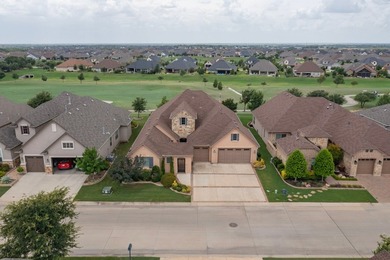 Highly sought-after Aubrey model with Casita. Recently added - photo 3