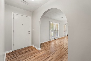 Classic ranch charm meets thoughtful updates in one of Phenix - photo 3