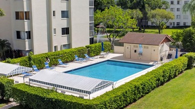 Welcome home to this beautifully maintained first-floor condo - photo 13