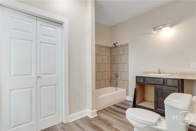 Move-in ready 3BR/1BA single-family home on a desirable corner - photo 14