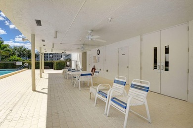 Welcome home to this beautifully maintained first-floor condo - photo 17