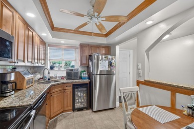 Welcome home to this beautifully maintained first-floor condo - photo 21