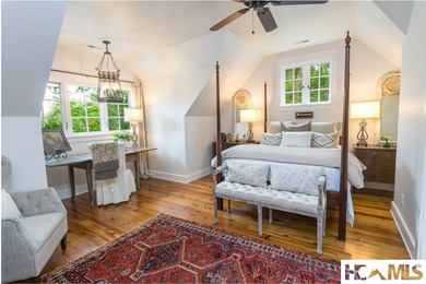 On the shores of Lake Glenville, Deer Run Cottage emerges as - photo 30