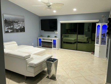 Fantastic completely renovated cul d sac home in DeerCreek Golf - photo 9