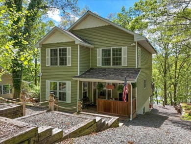 Lake Home For Sale in Hawley, Pennsylvania
