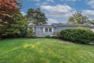 Welcome to the sought after Awosting lake community! Situated in - photo 6