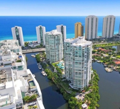 Beautiful condo in the heart of Sunny Isles located in the