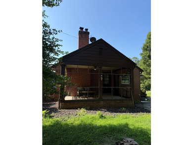 Opportunity awaits in the heart of Clarksville! This 4-bedroom - photo 24