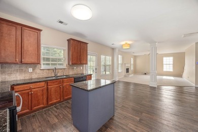 21 Avery Drive welcomes you home! This move-in ready home offers - photo 6