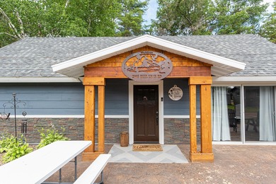 This stunning 3-bedroom, 2-bathroom lakefront retreat is the - photo 26