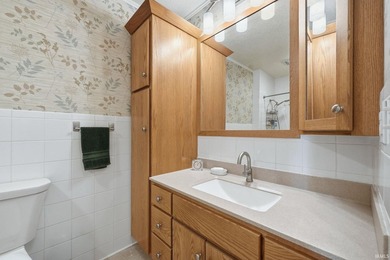 Welcome home to the kind of property that is becoming harder and - photo 34