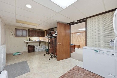 Welcome home to the kind of property that is becoming harder and - photo 41