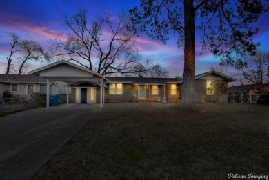 Lake Home For Sale in Shreveport, Louisiana