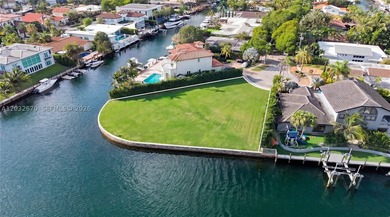***MOTIVATED SELLER*** Experience the ultimate South Florida - photo 6