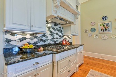 Opportunities like this are few and far between. Nestled in the - photo 20