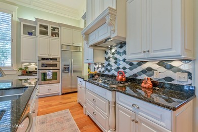 Opportunities like this are few and far between. Nestled in the - photo 24