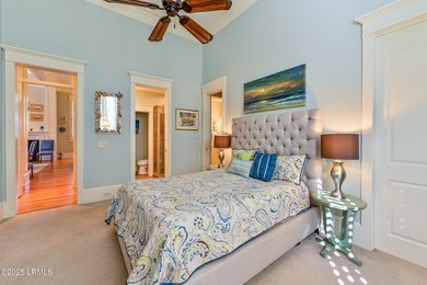 Opportunities like this are few and far between. Nestled in the - photo 27