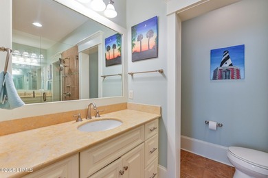 Opportunities like this are few and far between. Nestled in the - photo 30