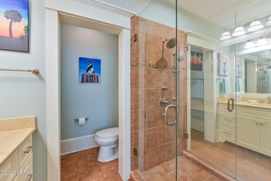Opportunities like this are few and far between. Nestled in the - photo 31