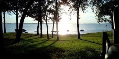 Lake Lot For Sale in Gordonville, Texas