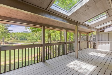 Discover the incredible potential of this spacious condominium - photo 36