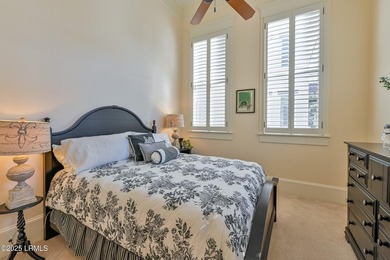 Opportunities like this are few and far between. Nestled in the - photo 38