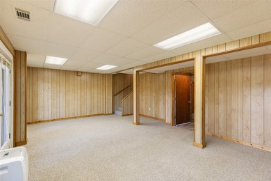 Discover the incredible potential of this spacious condominium - photo 41