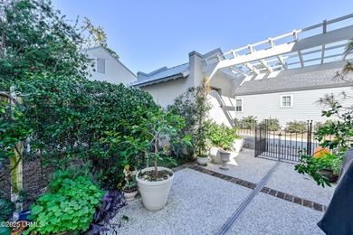 Opportunities like this are few and far between. Nestled in the - photo 46