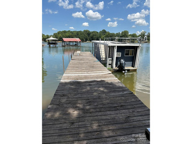 Lake Norman Lot For Sale in Mooresville North Carolina