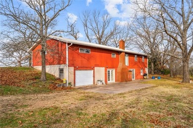 Table Rock Lake Home For Sale in Hollister Missouri