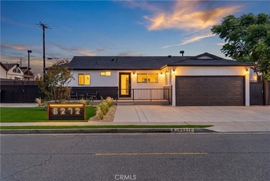 Discover this beautifully remodeled 3-bedroom, 2-bathroom gem in - photo 2
