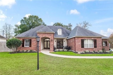 Lake Pontchartrain Home For Sale in Mandeville Louisiana