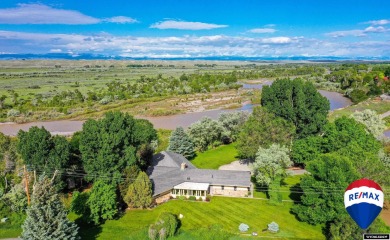 (private lake, pond, creek) Home For Sale in Riverton Wyoming