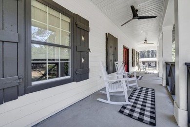 OMG! Nothing like this on the market. Cutest farmhouse this side - photo 8