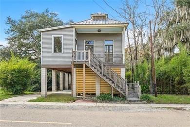 NEW PRICE ADJUSTMENT!! Welcome to 1104 Pine Street, a charming - photo 4
