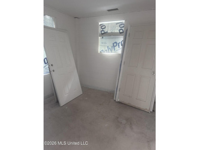 Endless possibilities await in this spacious two-story building - photo 11