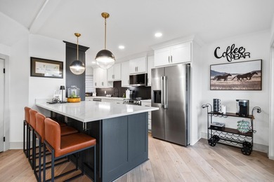 Welcome to lakefront living on beautiful Lake Hamilton! This - photo 17