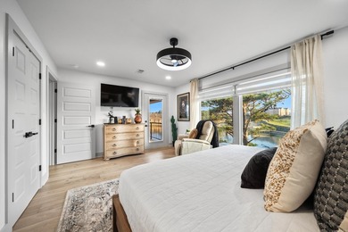Welcome to lakefront living on beautiful Lake Hamilton! This - photo 27