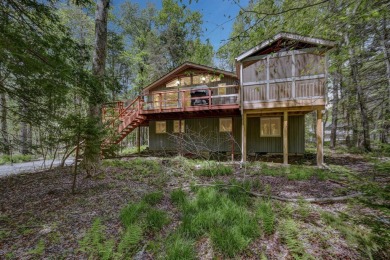 Lake Home For Sale in Pocono Pines, Pennsylvania