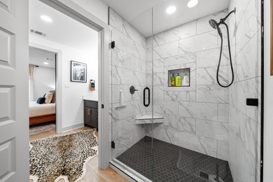 Welcome to lakefront living on beautiful Lake Hamilton! This - photo 34