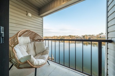 Welcome to lakefront living on beautiful Lake Hamilton! This - photo 41