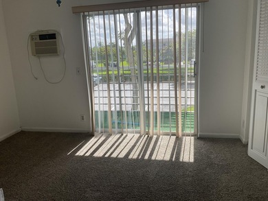 Charming 1 bedroom condo in the desirable Century Village in - photo 6