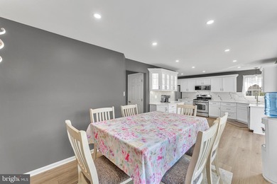 Welcome to this beautifully maintained end-unit townhome in the - photo 13
